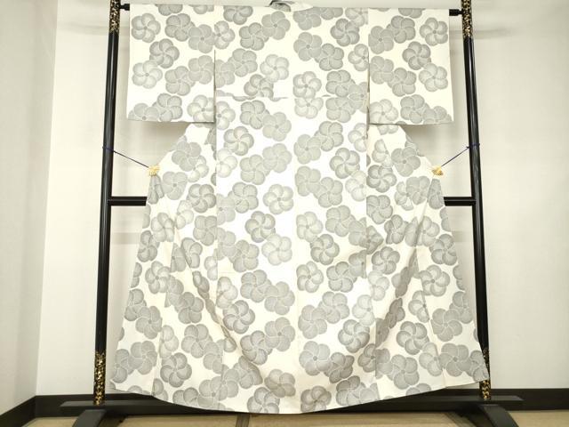 平和屋着物●本場大島紬　白大島　割込み絣　ねじ梅　正絹　逸品　AABJ6499ck