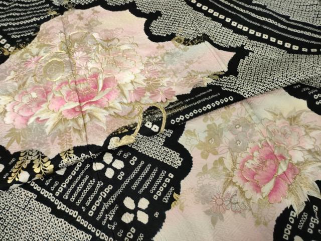 平和屋着物●豪華振袖　総絞り　刺繍　花鼓文　黒地　ロング丈　正絹　逸品　AABJ6512ck