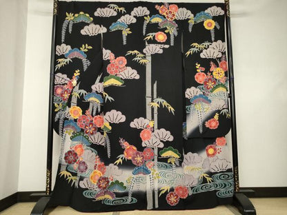 平和屋着物●豪華振袖　型染め　松竹梅流水文　黒地　正絹　逸品　AABJ6533ck
