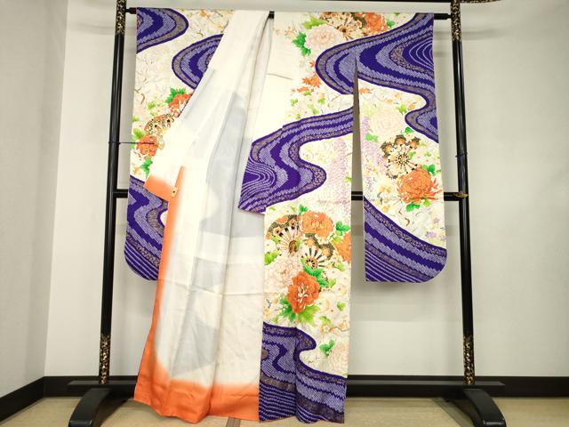 平和屋着物●豪華振袖　駒刺繍　片輪車花文　正絹　逸品　AABJ6539ck