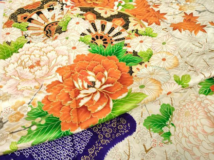 平和屋着物●豪華振袖　駒刺繍　片輪車花文　正絹　逸品　AABJ6539ck
