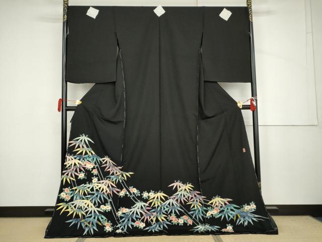 平和屋着物●本加賀友禅作家　吉川久仁　黒留袖　笹花文　浜ちりめん　仮絵羽　正絹　逸品　未使用　AABJ6561cs