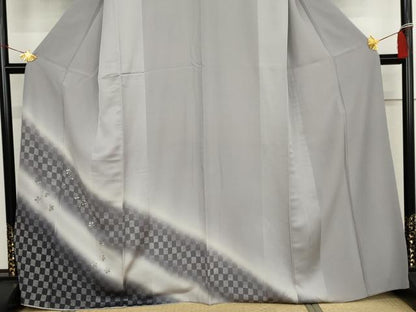 平和屋着物●訪問着　市松に舞花　暈し染め　金彩　正絹　逸品　AABJ6580cs