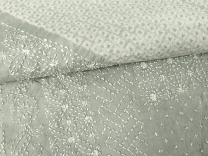 平和屋着物●本場縞大島紬　訪問着　絞り　刺繍　刺し子　吉祥花文　正絹　逸品　AABJ6585cs
