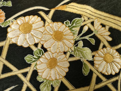 平和屋着物●京都老舗銘店・に志田　黒留袖　友禅　駒刺繍　花籬文　たとう紙付き　正絹　逸品　AABJ6655cs