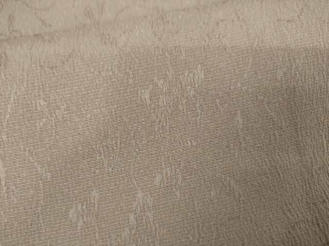 平和屋着物●上質な色無地　作家物　花唐草地紋　茶鼠色　胴抜き仕立て　正絹　逸品　AABJ6680cs