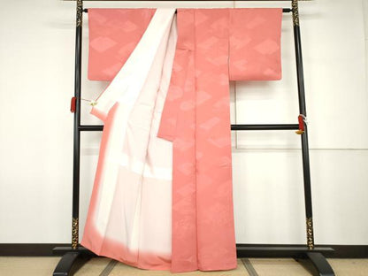 平和屋着物●上質な色無地　菱取り草花地紋　真朱色　正絹　逸品　AABJ6691cs