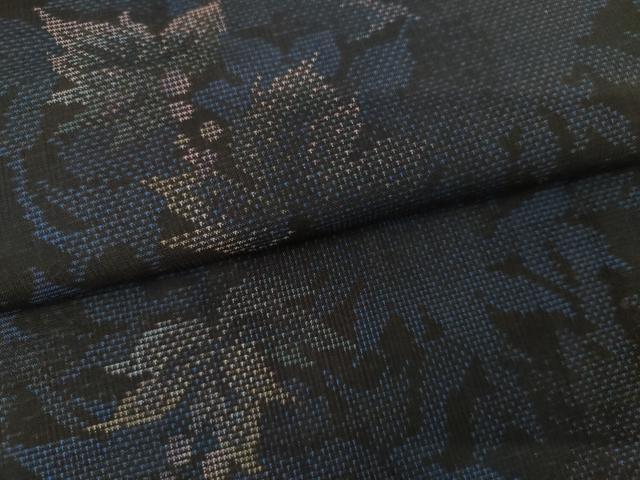 平和屋着物●本場大島紬　カタス7マルキ　葡萄枝葉文　黒地　正絹　逸品　未使用　AABJ6706cs