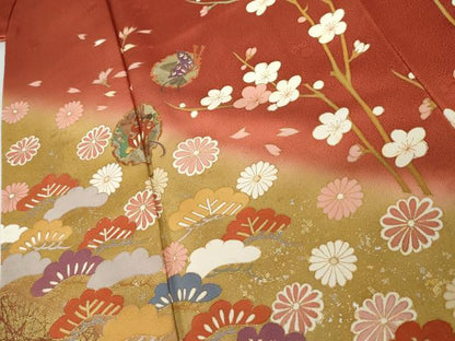 平和屋着物●訪問着　雪輪舞蝶梅松文　暈し染め　金銀彩　正絹　逸品　AABJ6710cs