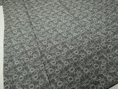 平和屋着物●江戸小紋　菊唐草文　黒地　正絹　逸品　AABJ6771ck
