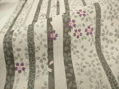 平和屋着物●本場筑前博多織　八寸名古屋帯　舞桜文　ほていや扱い　正絹　逸品　AABJ6934pf