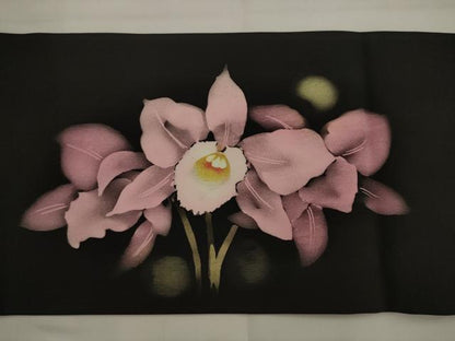 平和屋着物●塩瀬　九寸名古屋帯　ろうけつ染め　草花文　黒地　正絹　逸品　AABJ6997pf