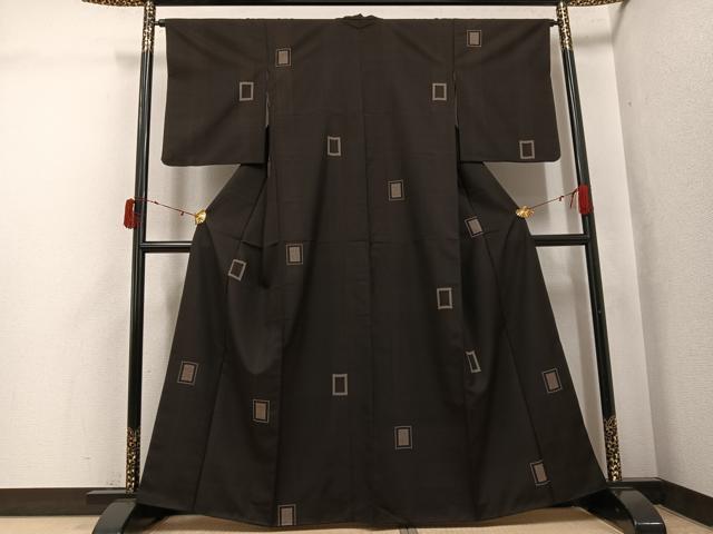 平和屋着物●本場大島紬　地空き　一元7マルキ　色紙文　正絹　逸品　AABJ7176ph