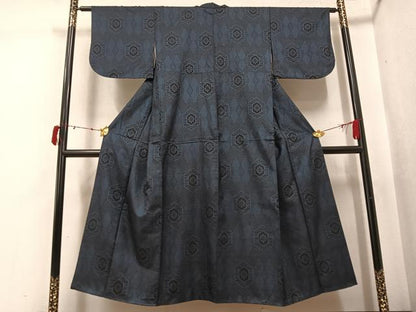 平和屋着物▼本場大島紬　割込み絣　亀甲花文　正絹　逸品　AABJ7185ph