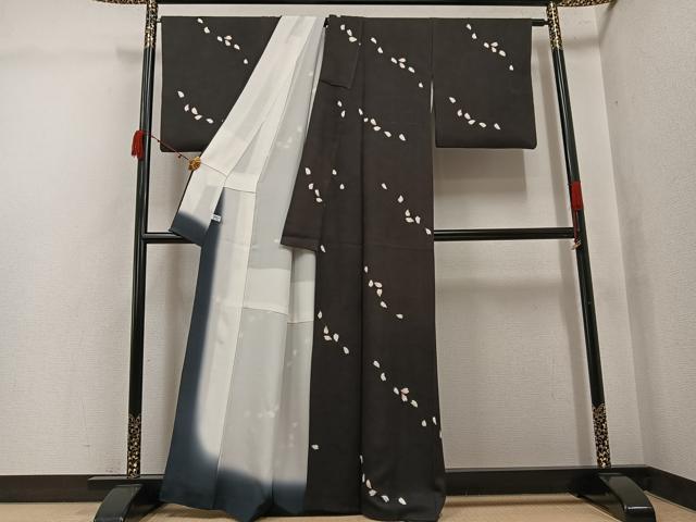 平和屋着物●上質な小紋　夜桜　黒地　正絹　逸品　AABJ7187ph