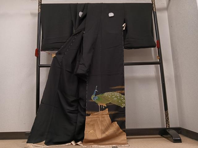 平和屋着物●金彩友禅作家 金彩の魔術師 堀省平 金煌織 黒留袖 手描き 孔雀文 黄金伝説 金彩 丹後ちりめん 仮絵羽 逸品 未使用 AABJ7190ph