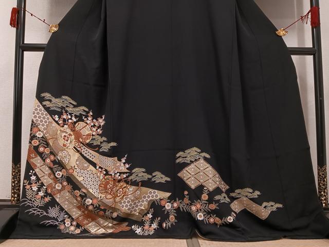 平和屋着物●豪華黒留袖　駒刺繍　雪輪吉祥花鼓文　金彩　高島屋扱い　正絹　逸品　AABJ7195ph
