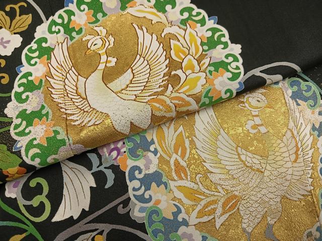 平和屋着物●豪華黒留袖　駒刺繍　花鳥唐草文　金彩　正絹　逸品　AABJ7200ph