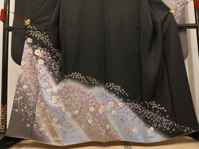 平和屋着物●豪華振袖　夜桜　暈し染め　黒地　金銀糸　金通し地　正絹　逸品　AABJ7201ph