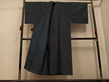 平和屋着物●男性　結城紬　藍鉄色　正絹　逸品　AABJ7210ph