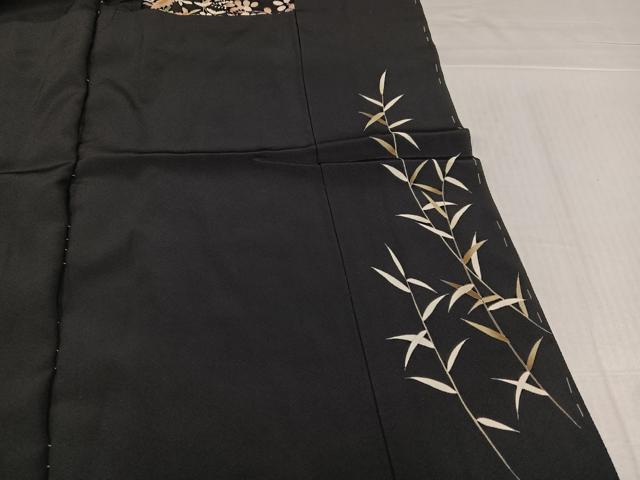 平和屋着物●吉澤友禅　訪問着　駒刺繍　草花文　暈し染め　黒地　金彩　丹後ちりめん　仮絵羽　正絹　逸品　未使用　AABJ7217ph