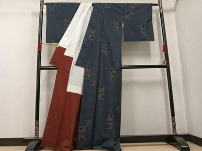 平和屋着物●本場大島紬　カタス7マルキ　色紙花文　反端付き　正絹　逸品　AABJ7219ph　