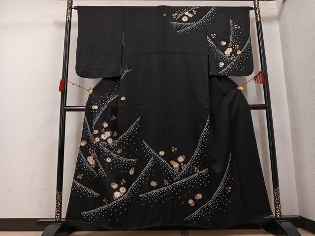 平和屋着物●訪問着　絞り　菊　黒地　金彩　正絹　逸品　AABJ7220ph