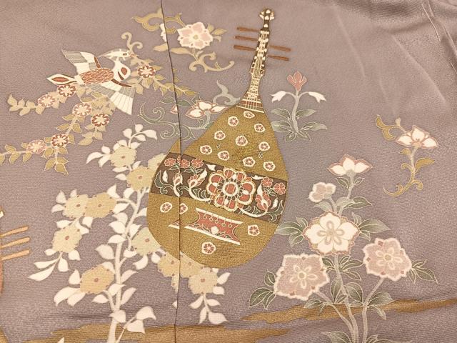 平和屋着物●訪問着　駒刺繍　花鳥楽器文　金彩　丹後ちりめん　仮絵羽　正絹　逸品　未使用　AABJ7222ph