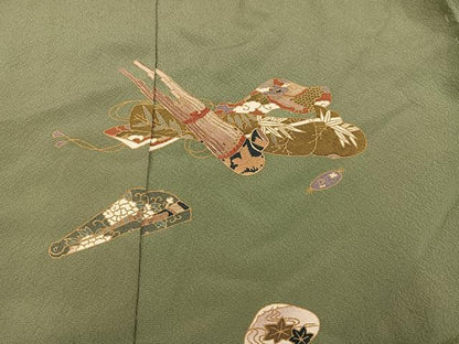平和屋着物●訪問着　作家物　楽器花文　金彩　高砂ちりめん　仮絵羽　正絹　逸品　未使用　AABJ7231ph