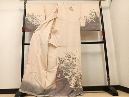 平和屋着物●訪問着　草花舞蝶文　金銀彩　浜ちりめん　仮絵羽　正絹　逸品　未使用　AABJ7256ph