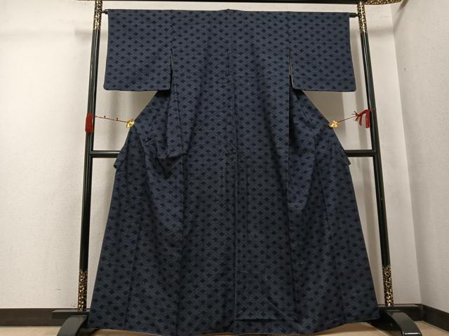 平和屋着物●本場結城紬　重要無形文化財　100亀甲　菱文　正絹　逸品　AABJ7257ph