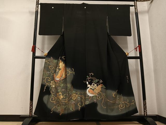 平和屋着物●豪華黒留袖　作家物　駒刺繍　綾五彩　善之助　花鳥更紗　暈し染め　金彩　正絹　逸品　AABJ7260ph