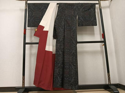 平和屋着物●本場大島紬　花唐草文　正絹　逸品　AABJ7270ph