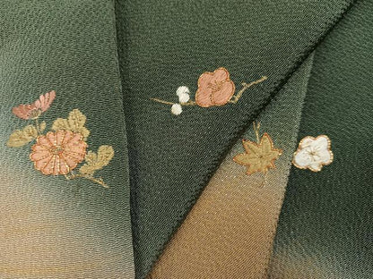 平和屋着物●色留訪問着　駒刺繍　草花文　暈し染め　金彩　鬼しぼ縮緬　正絹　逸品　AABJ7279ph