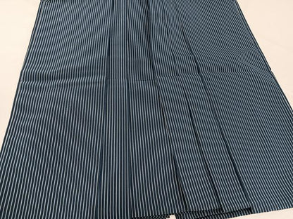 平和屋着物●男性　馬乗り袴　縞　正絹　逸品　AABJ7317ph
