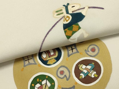 平和屋着物●塩瀬 九寸名古屋帯 作家物 手描き 兎 宝尽くし 正絹 逸品 AABJ7496sx