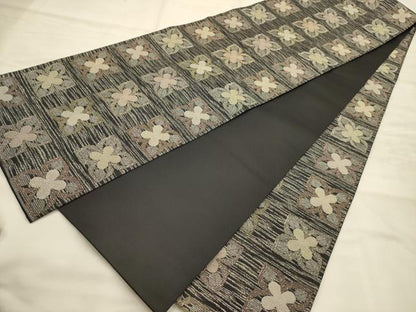 平和屋着物●全通柄袋帯　横段花文　黒地　銀糸　正絹　逸品　AABJ7510sx