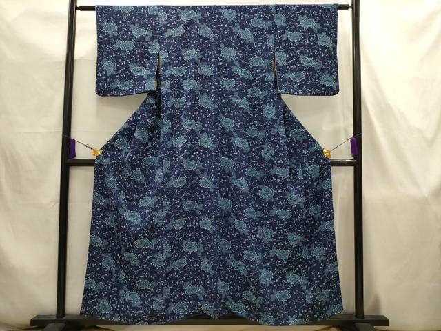 平和屋着物■上質な小紋　本藍　型染め　花唐草文　鬼しぼ縮緬　正絹　逸品　AABJ7723sx