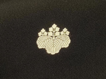 平和屋着物■豪華黒留袖　飛鶴文　金銀彩　正絹　逸品　AABJ7744sx