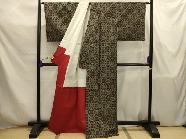 平和屋着物■本場村山大島紬　蜀江花文　正絹　逸品　AABJ7807sx