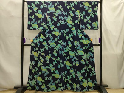 平和屋着物■上質な小紋　ろうけつ染め　枝花文　鬼しぼ縮緬　正絹　逸品　AABJ7834sx