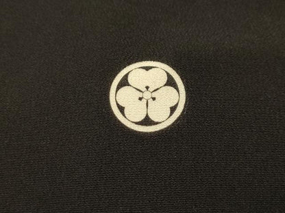 平和屋着物■豪華黒留袖　刺繍　笹竹飛鳥文　金糸　正絹　逸品　AABJ7843sx
