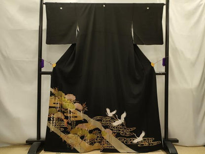 平和屋着物■豪華黒留袖　飛鶴浜松文　金彩　正絹　逸品　AABJ7853sx