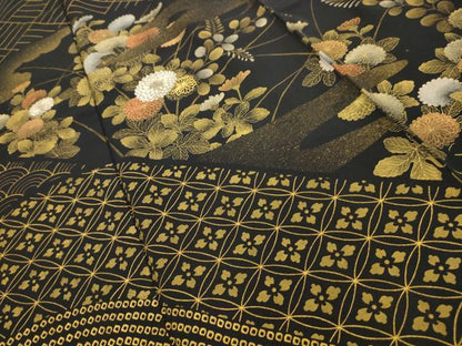 平和屋着物■訪問着　駒刺繍　吉祥花文　黒地　金銀彩　正絹　逸品　AABJ7958sx
