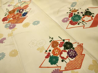 平和屋着物■訪問着　手描き　駒刺繍　松皮菱花文　金彩　正絹　逸品　AABJ7959sx