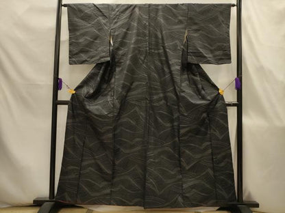 平和屋着物■本場大島紬　幾何学文様　黒地　正絹　逸品　AABJ7980sx