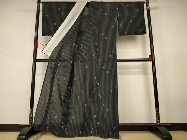 平和屋着物＊夏物　小千谷ちぢみ　変わり縞　黒地　麻　逸品　AABJ8158jd