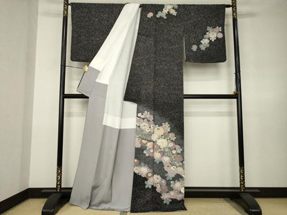 平和屋着物●訪問着　菊尽くし　たたき染め　黒地　金彩　正絹　逸品　AABJ8172ck