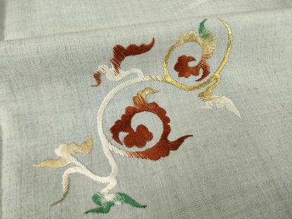 平和屋着物●訪問着　結城紬地　総刺繍　唐草文　金糸　正絹　逸品　AABJ8201ck