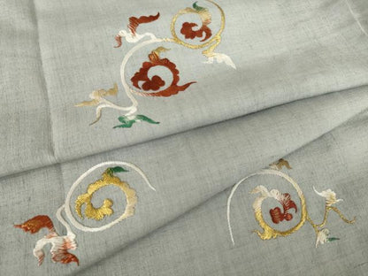 平和屋着物●訪問着　結城紬地　総刺繍　唐草文　金糸　正絹　逸品　AABJ8201ck